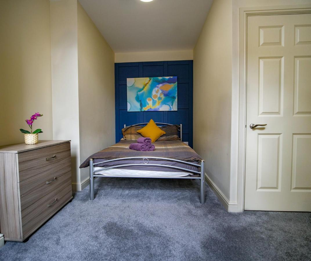 Spacesavers At Figtree Lane Sheffield Bagian luar foto